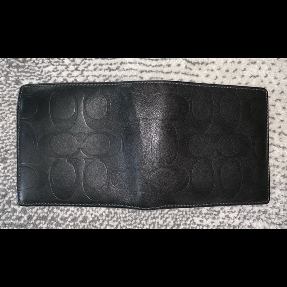 Coach Wallet - Picture 2 of 4